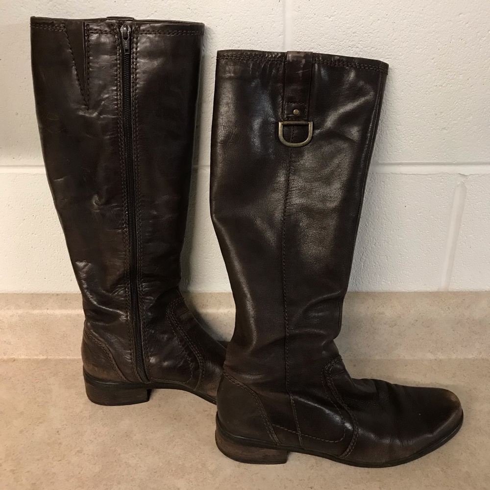 Bandolino boots. Woman’s size 8.5. - Picture 2 of 3